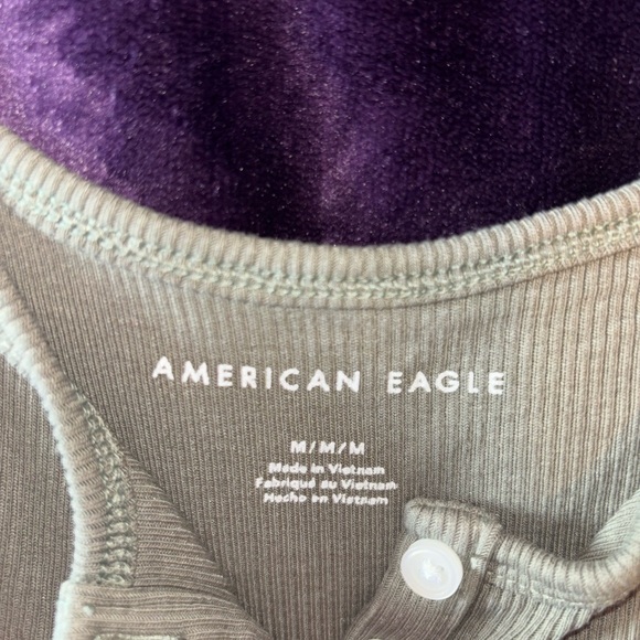 Green Ribbed Crop Tank Top - Picture 2 of 2